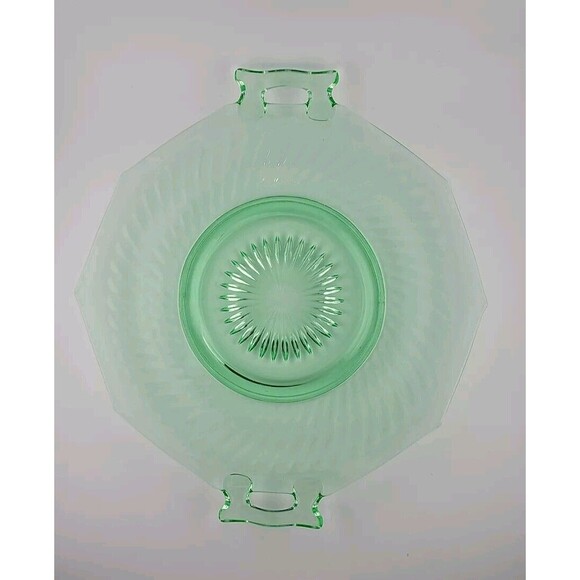 Uranium Glass - Imperial Twisted Optic Cake Plate 11in diameter - Picture 14 of 14